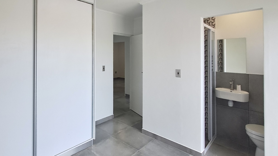 4 Bedroom Property for Sale in Shelley Point Western Cape